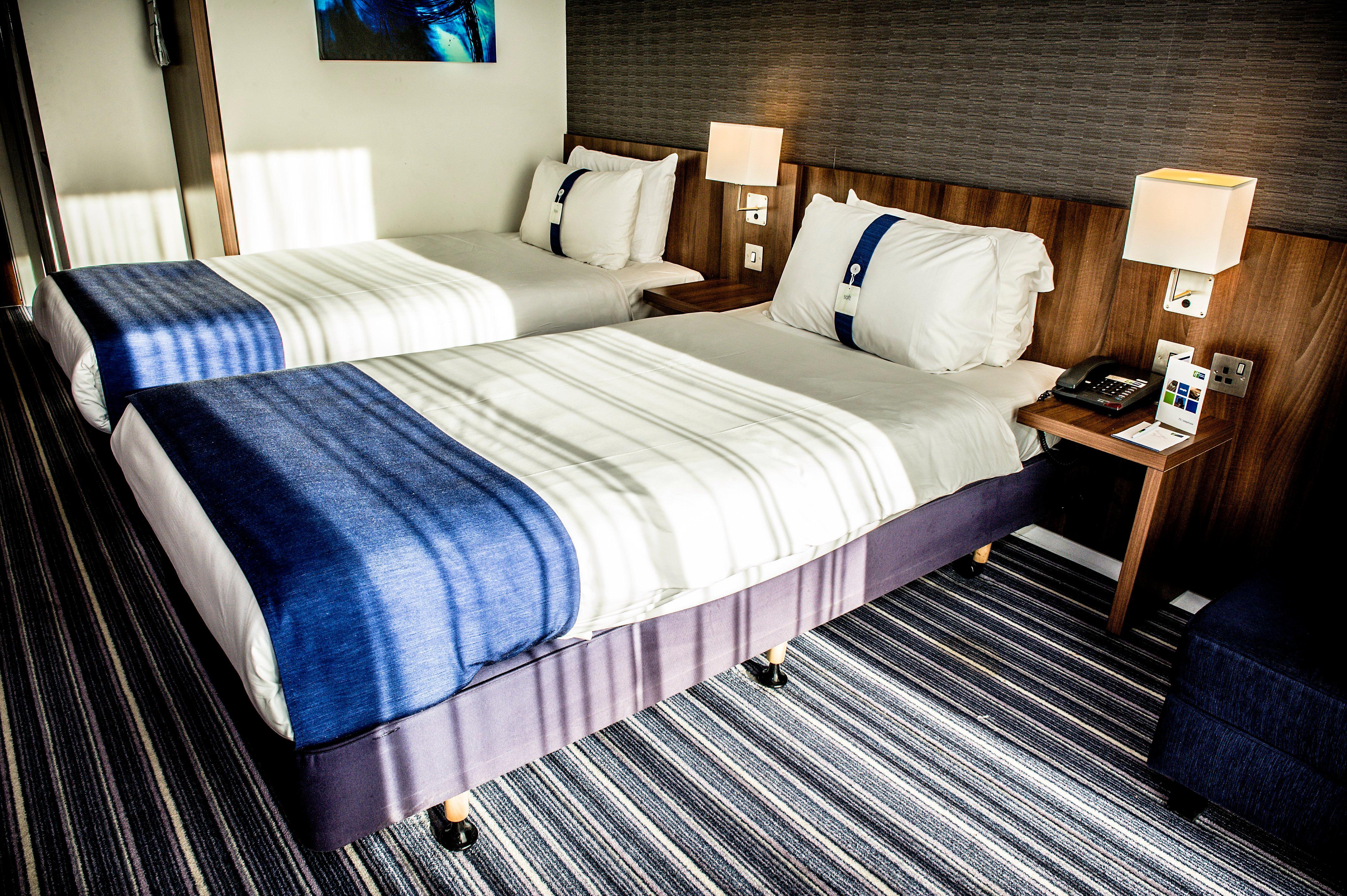 Holiday Inn Express Manchester City Centre By Ihg Exterior foto