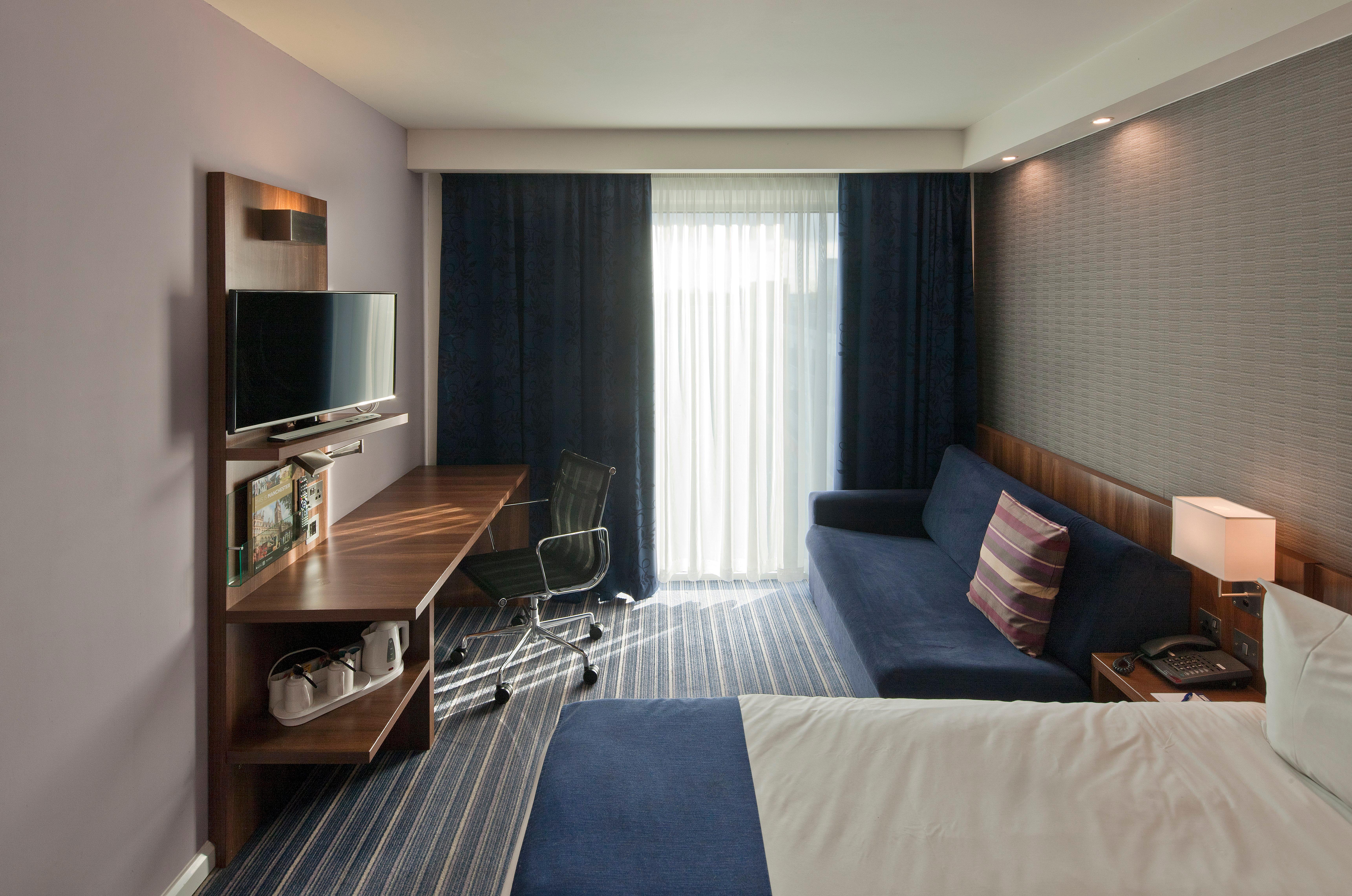Holiday Inn Express Manchester City Centre By Ihg Exterior foto