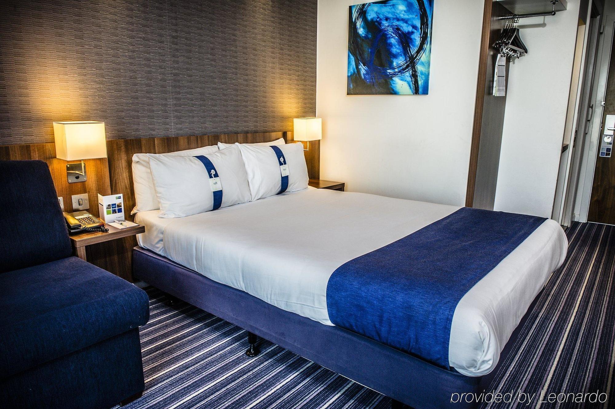Holiday Inn Express Manchester City Centre By Ihg Exterior foto