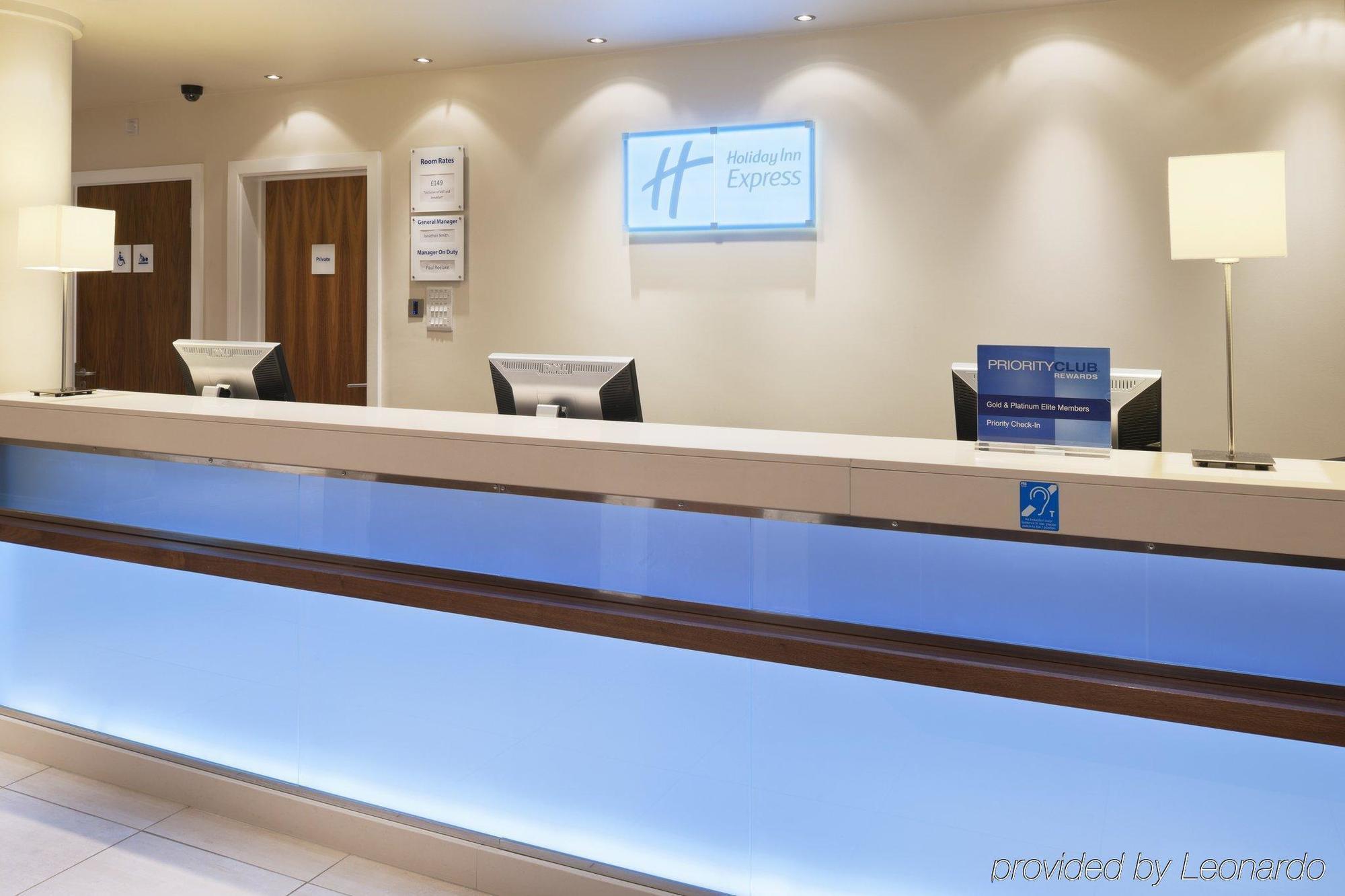 Holiday Inn Express Manchester City Centre By Ihg Interior foto